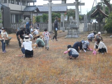 早通神明宮　境内の除草の実施